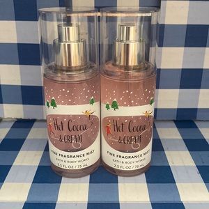Bath & Body Works pack of two “Hot Cocoa & Cream” travel size mists